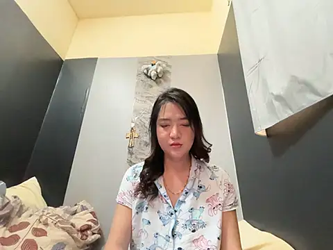 topofanAngel online show from July 17, 2026, 4:19 am