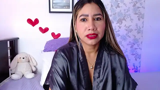 Snapshot of vanessacuter chatting on July 9, 2026, 4:11 pm vanessacuter online show from July 9, 2026, 4:11 pm