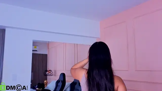 Snapshot of BELLA_GAITAN_ chatting on July 21, 2026, 10:50 am BELLA GAITAN online show from July 21, 2026, 10:50 am
