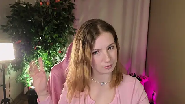 A1isha   online show from July 22, 2026, 8:44 pm