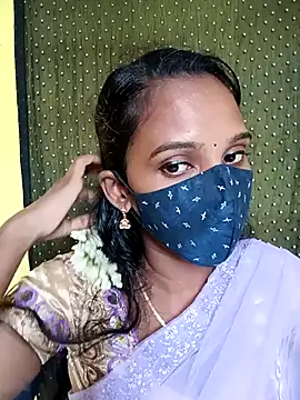 Tamil Soloqueen 001 online show from July 17, 2026, 6:42 am