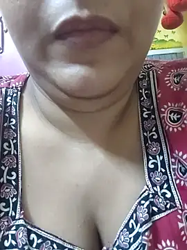 Snapshot of arushi9490 chatting on July 11, 2026, 5:26 pm arushi9490 online show from July 11, 2026, 5:26 pm