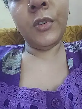 Snapshot of arushi9490 chatting on July 14, 2026, 8:41 am arushi9490 online show from July 14, 2026, 8:41 am