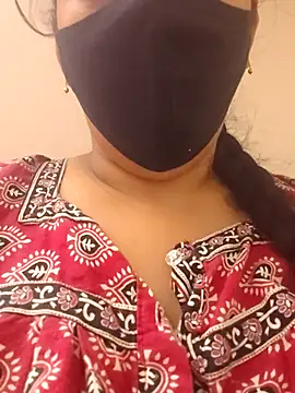 Snapshot of arushi9490 chatting on July 19, 2026, 10:13 pm arushi9490 online show from July 19, 2026, 10:13 pm