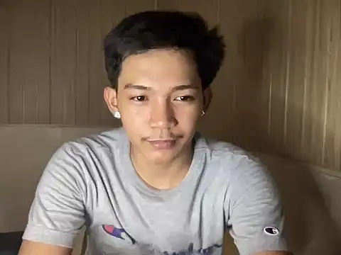 YourcumBoy77 online show from July 16, 2026, 12:55 pm