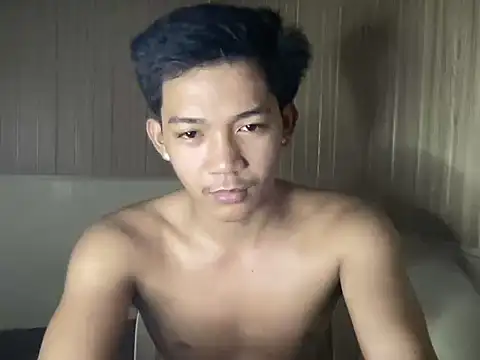 YourcumBoy77 online show from July 24, 2026, 4:38 pm