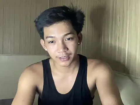 YourcumBoy77 online show from July 25, 2026, 1:08 pm