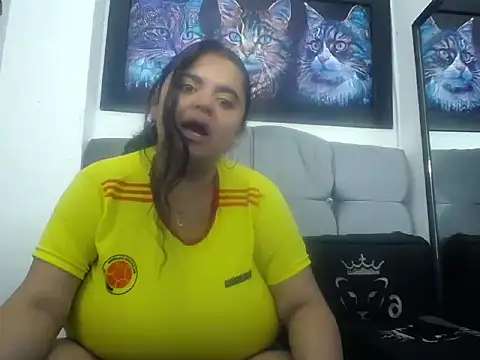 BBW Sharol online show from July 23, 2026, 11:52 am
