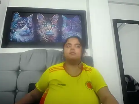 BBW Sharol online show from July 28, 2026, 2:13 pm