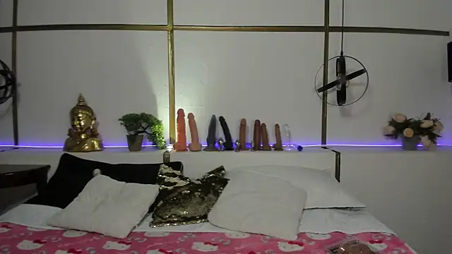 Snapshot of Stefa_Valmont chatting on July 23, 2026, 7:45 pm Stefa Valmont online show from July 23, 2026, 7:45 pm