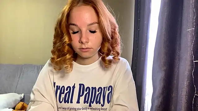 Snapshot of Ginger_Baby chatting on July 9, 2026, 2:04 am Ginger Baby online show from July 9, 2026, 2:04 am