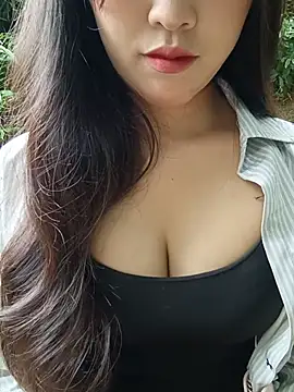 Elina68 online show from July 18, 2026, 2:49 am