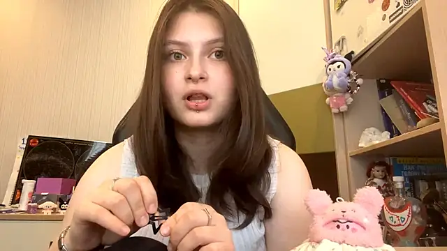 Snapshot of MnemonicSimplism chatting on July 7, 2026, 5:10 am MnemonicSimplism online show from July 7, 2026, 5:10 am