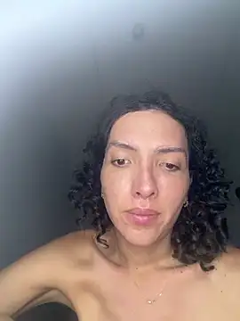 Snapshot of yuliethsanchez chatting on July 26, 2026, 2:31 am yuliethsanchez online show from July 26, 2026, 2:31 am