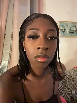 Snapshot of Nina_Velveta chatting on July 24, 2026, 5:22 pm Nina Velveta online show from July 24, 2026, 5:22 pm