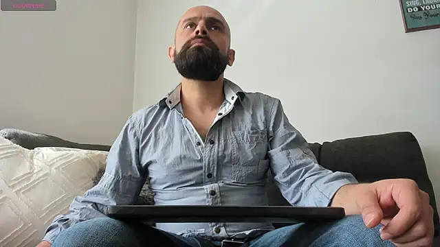 ezequiel mobland online show from July 28, 2026, 2:05 pm