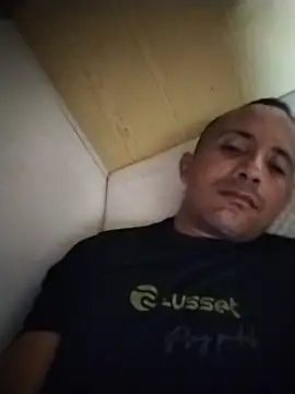 Snapshot of Elcauss chatting on July 28, 2026, 4:50 pm Elcauss online show from July 28, 2026, 4:50 pm