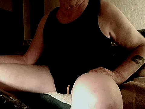 Snapshot of bodo1957 chatting on July 28, 2026, 1:23 am bodo1957 online show from July 28, 2026, 1:23 am