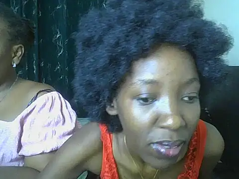 Snapshot of fynfunn chatting on July 22, 2026, 7:49 pm fynfunn online show from July 22, 2026, 7:49 pm