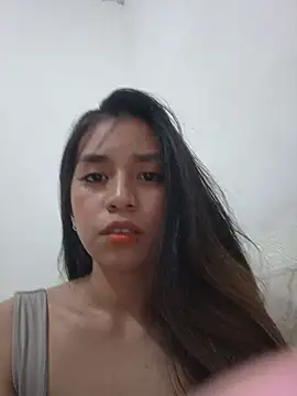 Snapshot of kylieathena chatting on July 8, 2026, 7:02 am kylieathena online show from July 8, 2026, 7:02 am