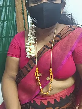 tamilrose143 online show from July 16, 2026, 12:33 pm