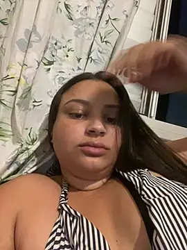 iankinha online show from July 27, 2026, 11:23 pm