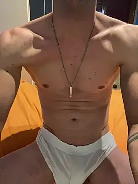 Toyboy1095 online show from July 7, 2026, 8:24 pm