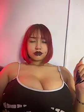 Snapshot of Venus_Darkk chatting on July 24, 2026, 10:19 pm Venus Darkk online show from July 24, 2026, 10:19 pm