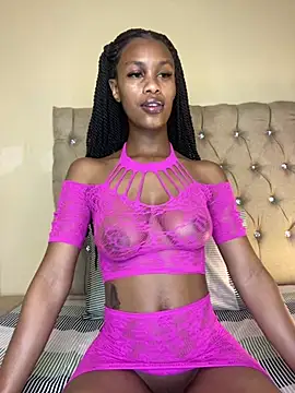 NiqiiRavenous online show from July 14, 2026, 10:04 pm
