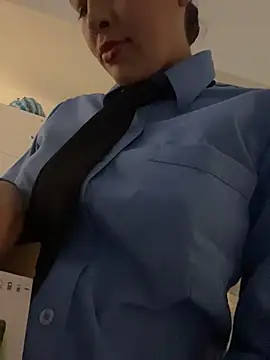 KateRousee online show from July 10, 2026, 11:02 am