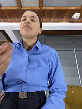 KateRousee online show from July 12, 2026, 11:23 am