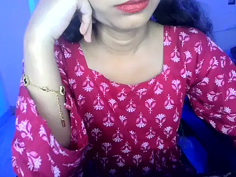Snapshot of PRIYANKA_KHAAN chatting on July 24, 2026, 7:01 pm PRIYANKA KHAAN online show from July 24, 2026, 7:01 pm