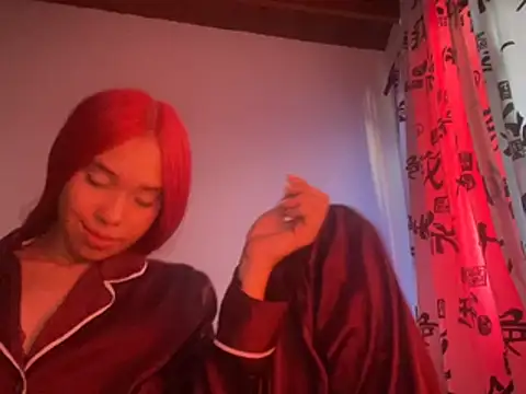 Snapshot of ElizElara chatting on July 24, 2026, 2:48 pm ElizElara online show from July 24, 2026, 2:48 pm