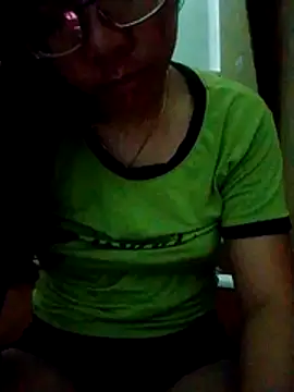 Horny gelyn online show from July 9, 2026, 5:17 pm