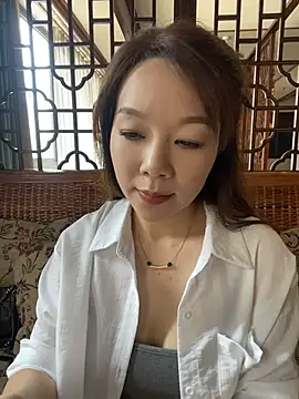 si-si-love online show from July 23, 2026, 6:11 am