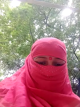 New Hote-girl online show from July 18, 2026, 8:07 am
