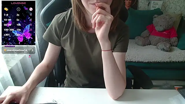 Snapshot of __Alisa__ chatting on July 16, 2026, 3:51 pm Alisa online show from July 16, 2026, 3:51 pm