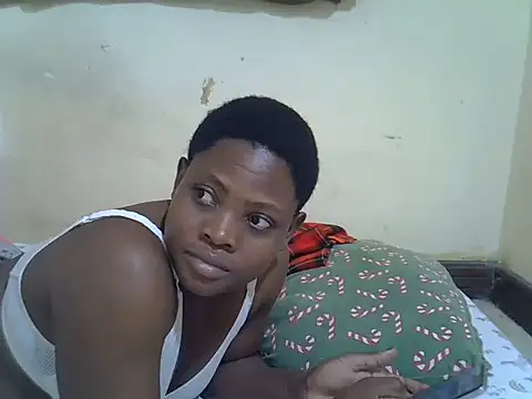 Snapshot of prettycandie chatting on July 23, 2026, 7:12 pm prettycandie online show from July 23, 2026, 7:12 pm