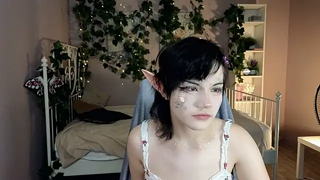 Arlie  online show from July 25, 2026, 12:36 pm