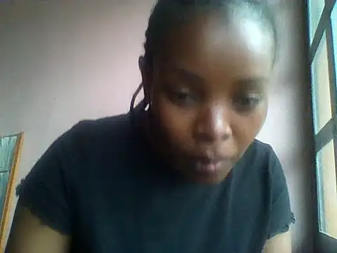 Snapshot of sweeriechocho chatting on August 4, 2026, 5:54 am sweeriechocho online show from August 4, 2026, 5:54 am