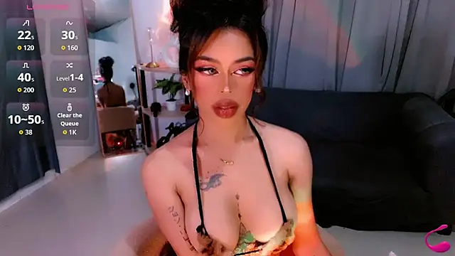 Snapshot of pixie_bryte chatting on July 22, 2026, 4:04 am pixie bryte online show from July 22, 2026, 4:04 am