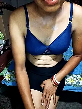 Hot Urvashi  online show from July 19, 2026, 7:28 pm
