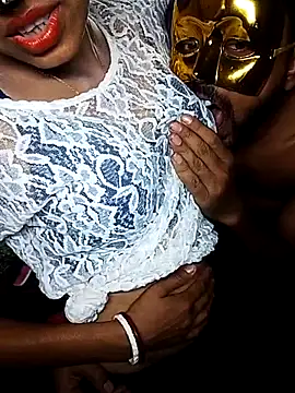 Hot Urvashi  online show from July 26, 2026, 6:15 pm