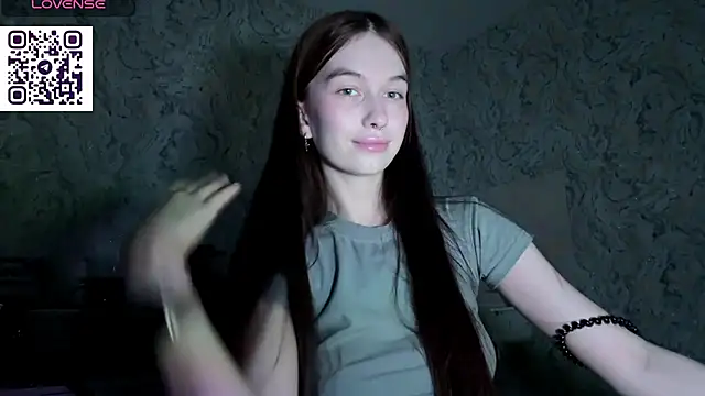 Snapshot of Hina_Desire chatting on July 20, 2026, 8:44 pm Hina Desire online show from July 20, 2026, 8:44 pm