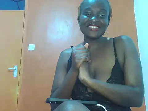 Snapshot of Sexxyanne1 chatting on July 18, 2026, 5:44 am Sexxyanne1 online show from July 18, 2026, 5:44 am