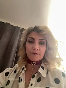 Snapshot of I_amKatarina chatting on July 15, 2026, 2:00 pm I amKatarina online show from July 15, 2026, 2:00 pm