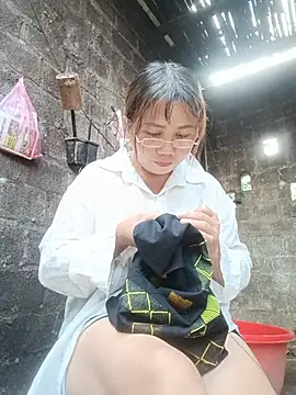 Snapshot of Mai-lingg chatting on July 10, 2026, 7:23 am Mai-lingg online show from July 10, 2026, 7:23 am