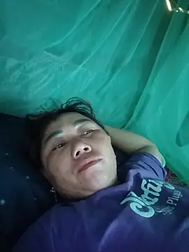Snapshot of Mai-lingg chatting on July 15, 2026, 7:02 am Mai-lingg online show from July 15, 2026, 7:02 am