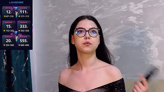KaylaLewyss online show from July 23, 2026, 5:55 pm