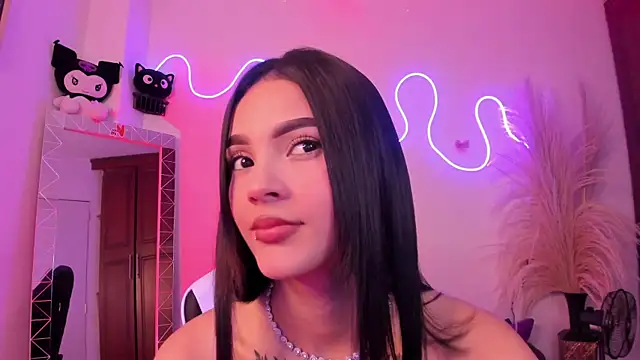 CarolineEvanss 11 online show from July 23, 2026, 1:58 am